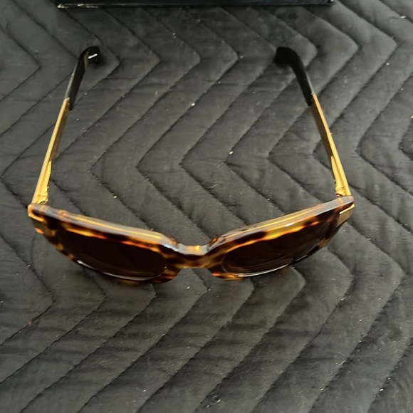 Linda Farrow Luxe sunglasses - Picture 2 of 5